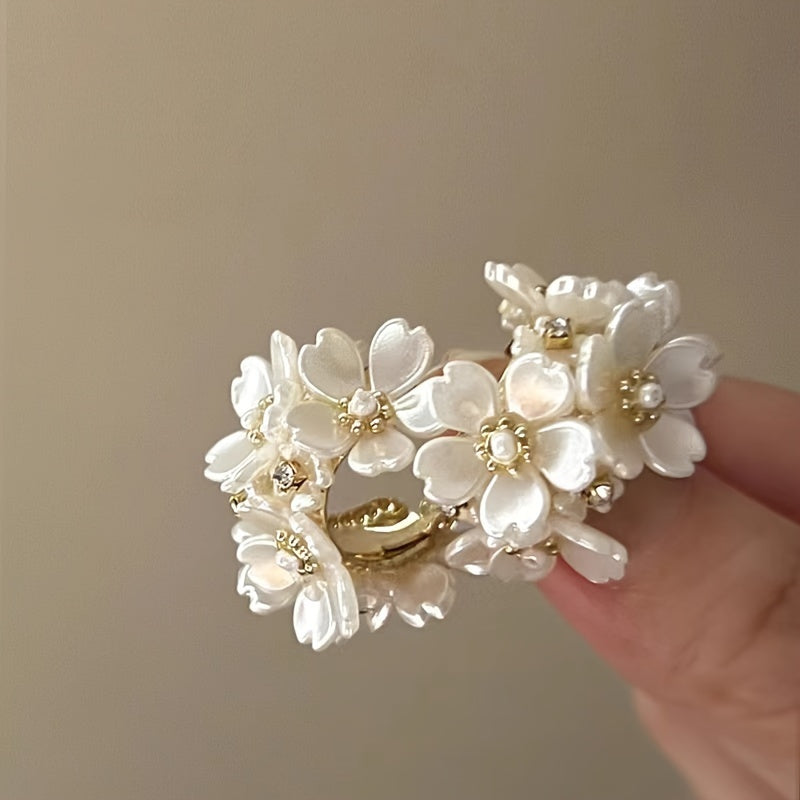 French Style Vintage Floral Dangle Earrings