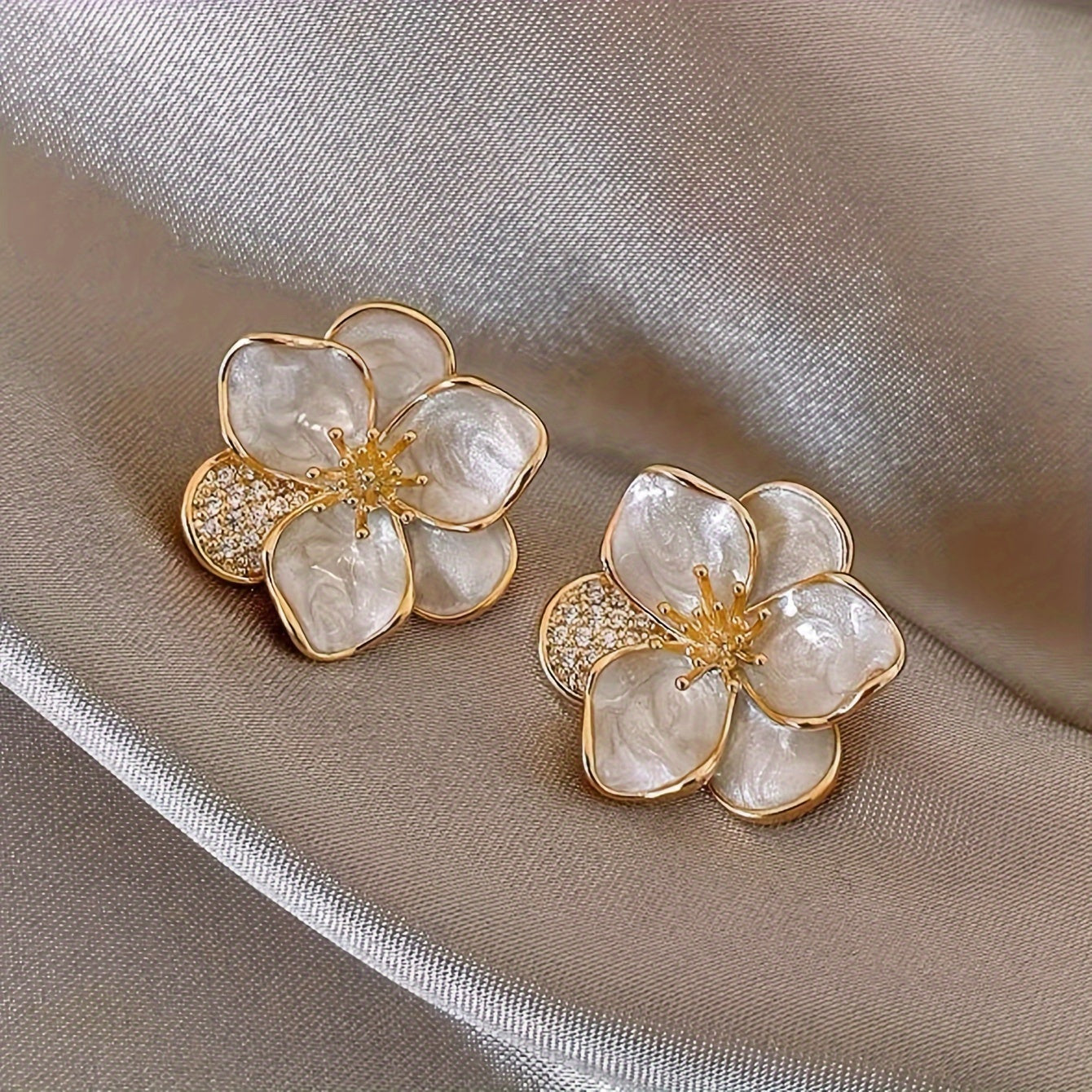 Sweet Flower Stud Earrings