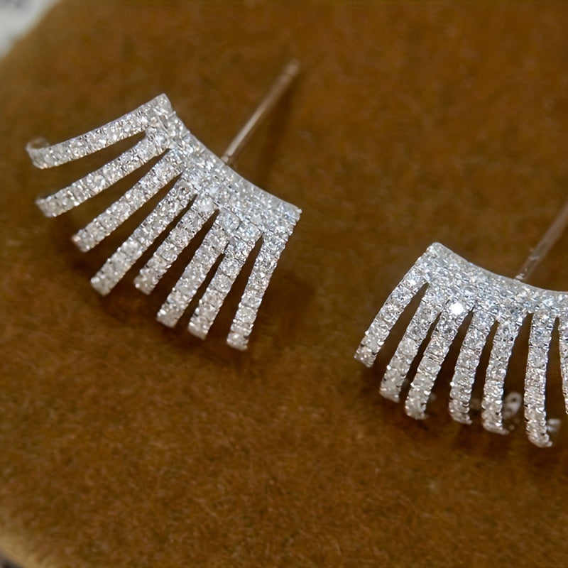 Shiny Zircon Claw Shaped Stud Earrings