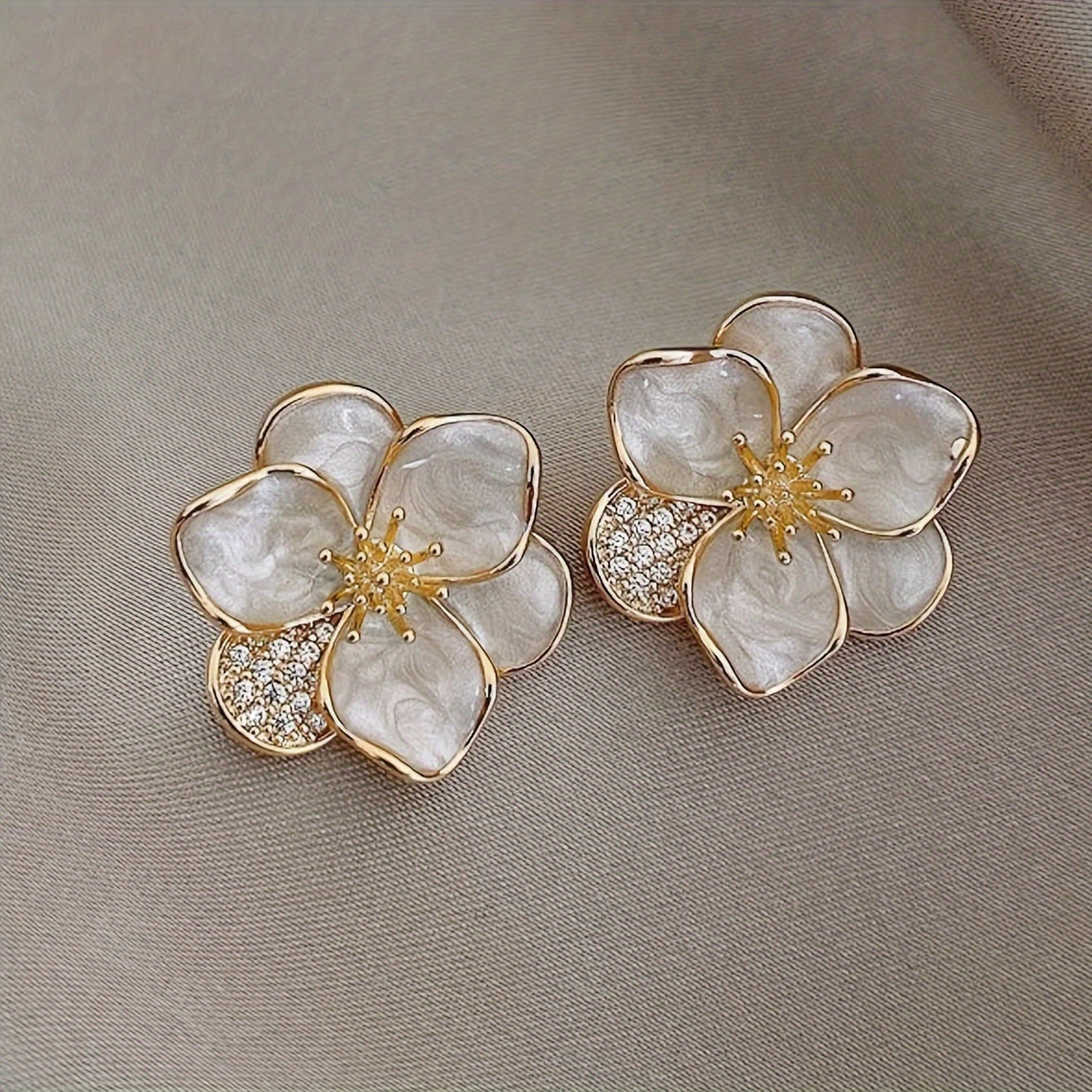 Sweet Flower Stud Earrings