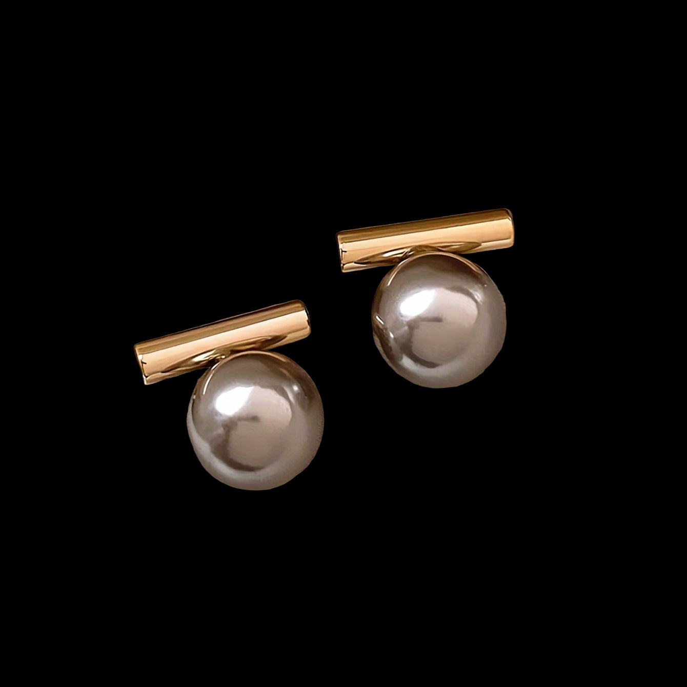 Grey Pearl and Gold Earrings