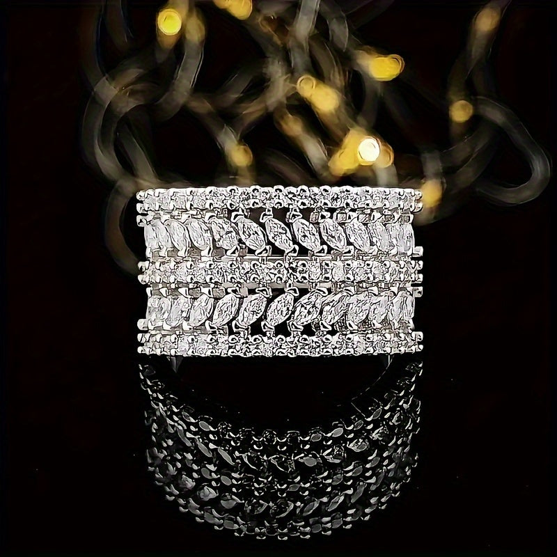 Luxurious Zircon Ring Band