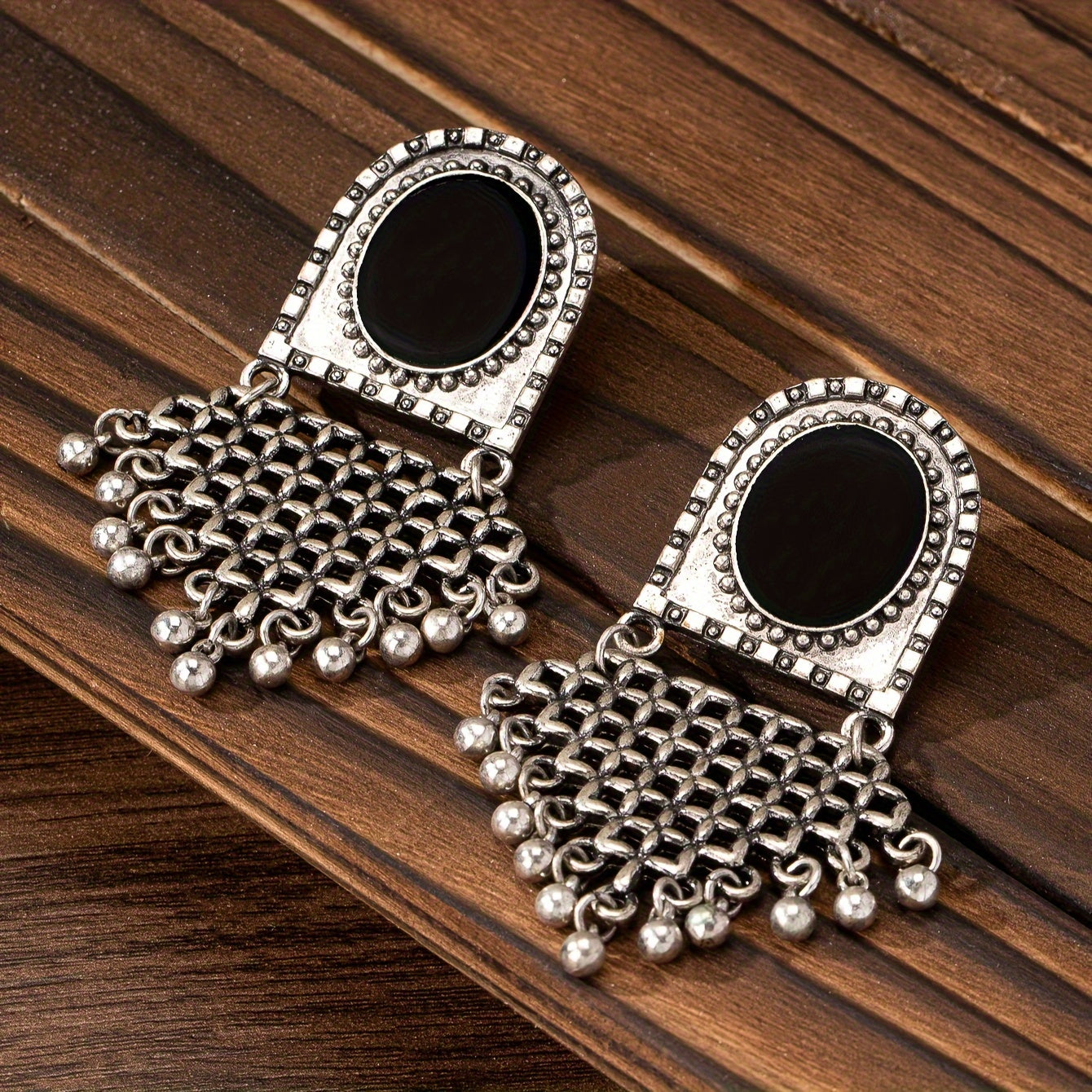 Vintage Hollow Water Drop Earrings