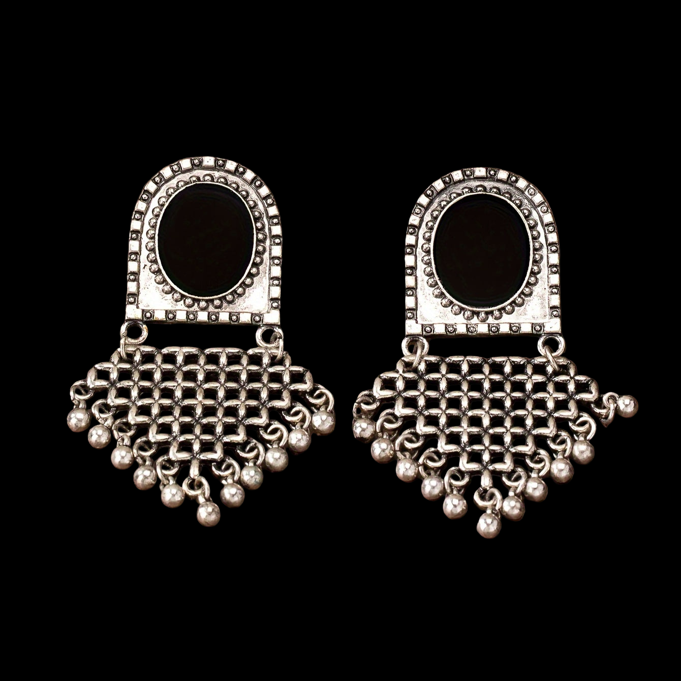 Vintage Hollow Water Drop Earrings