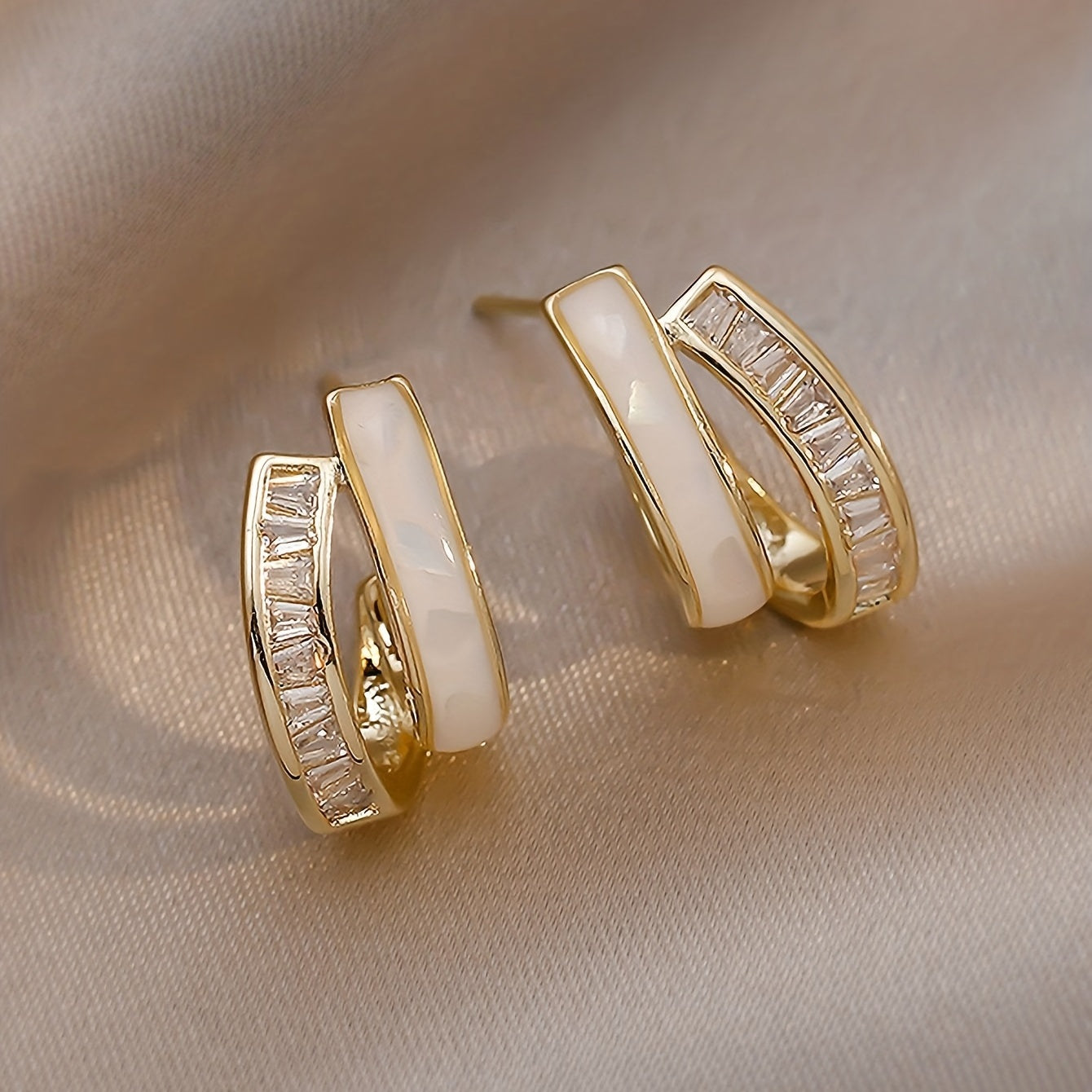 Japanese C-Shaped Stud Earrings