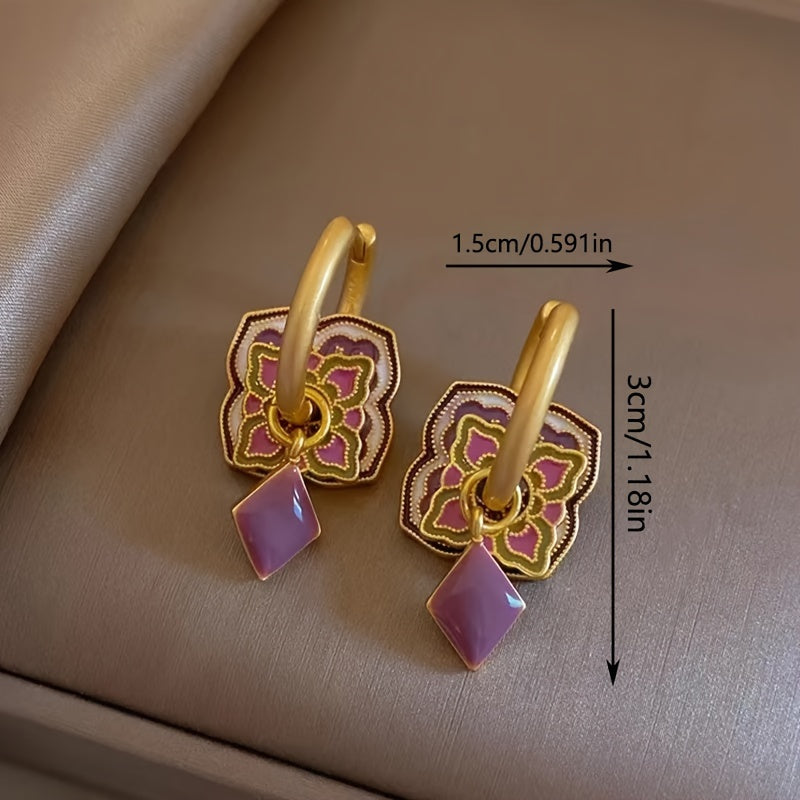 Classic Hollow Flower Enamel