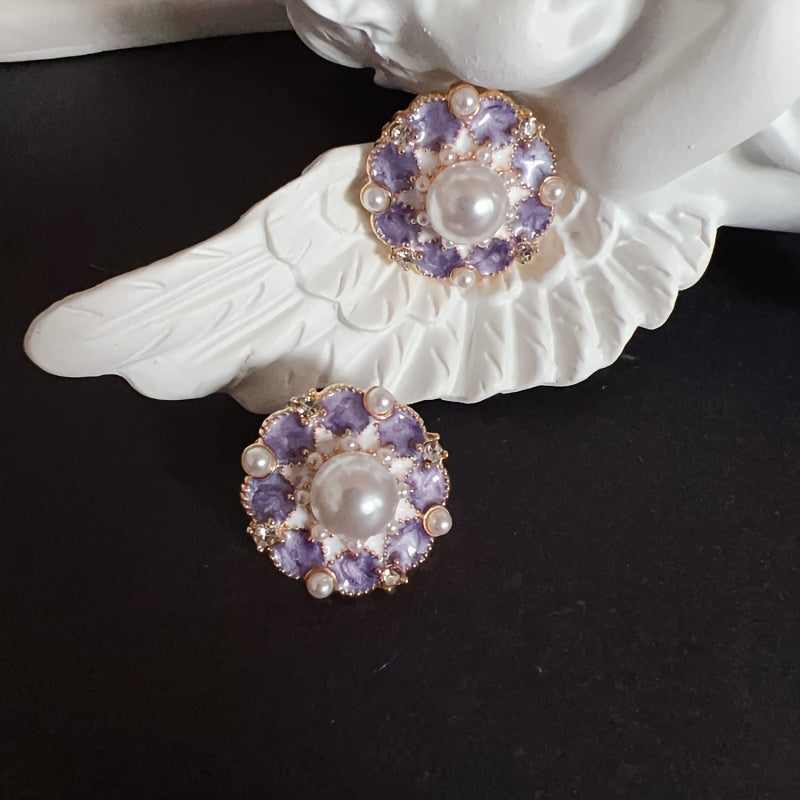 Round Exquisite Retro Style Earring Studs