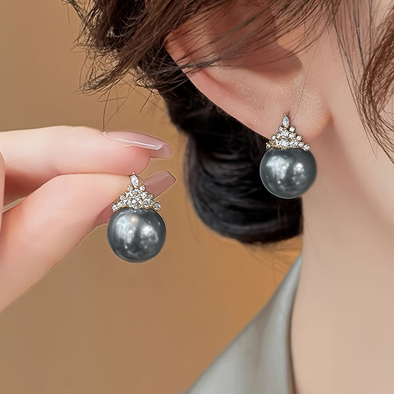 Light Classic Gray Earrings