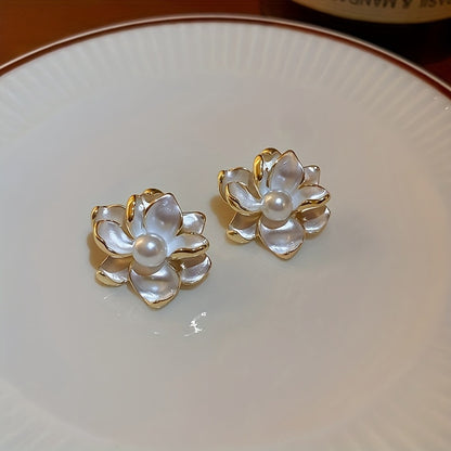 Pearl Floral Earrings