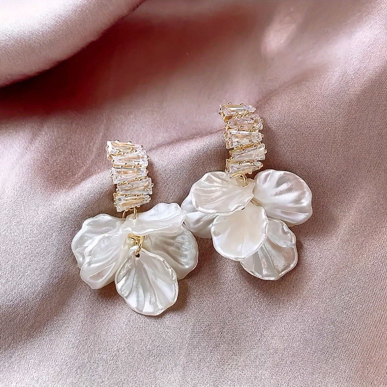 Sparkling Flower Zircon Earrings