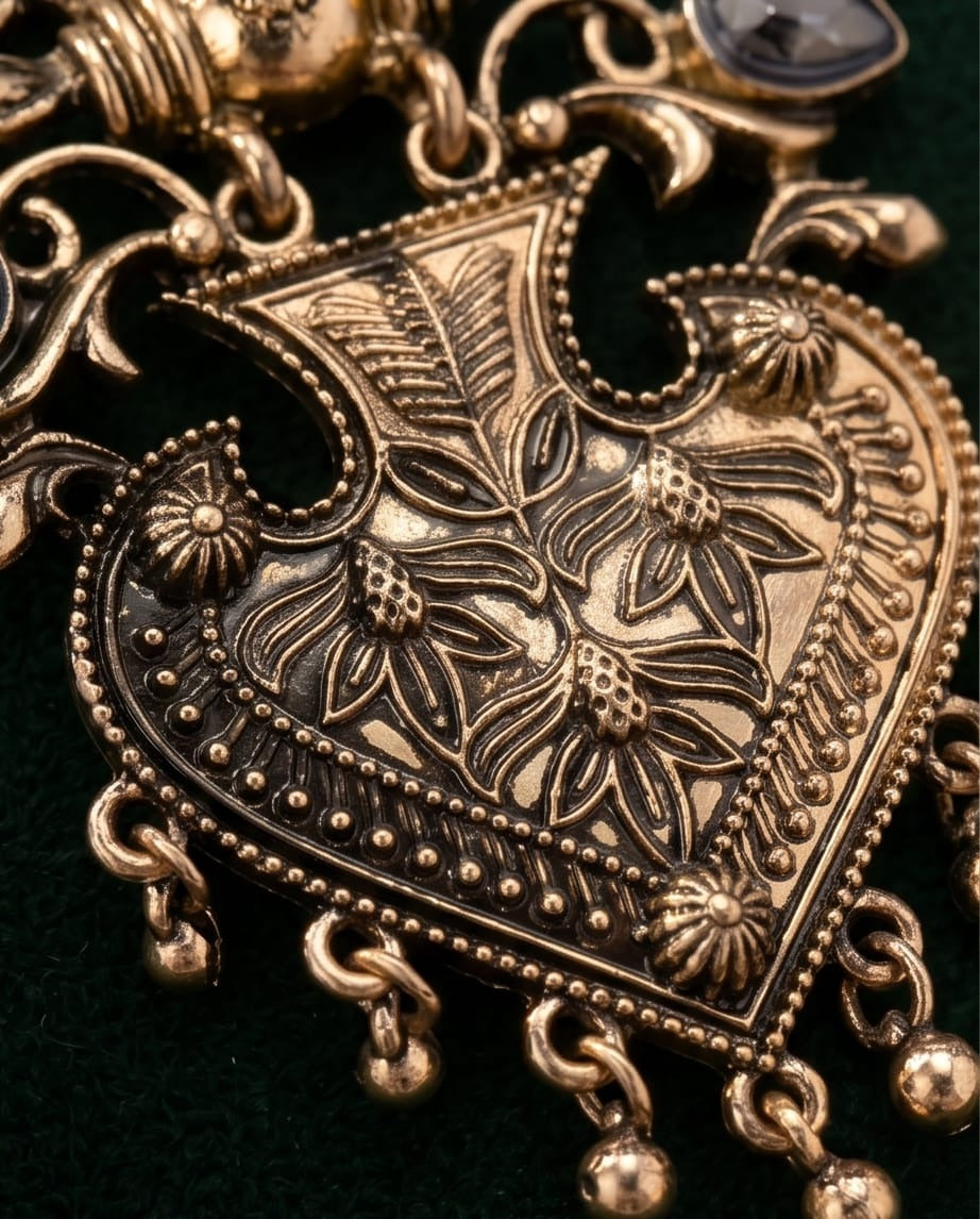 Antique Pattern Jhumka