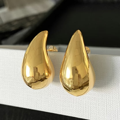 Hollow Water Drop Earrings