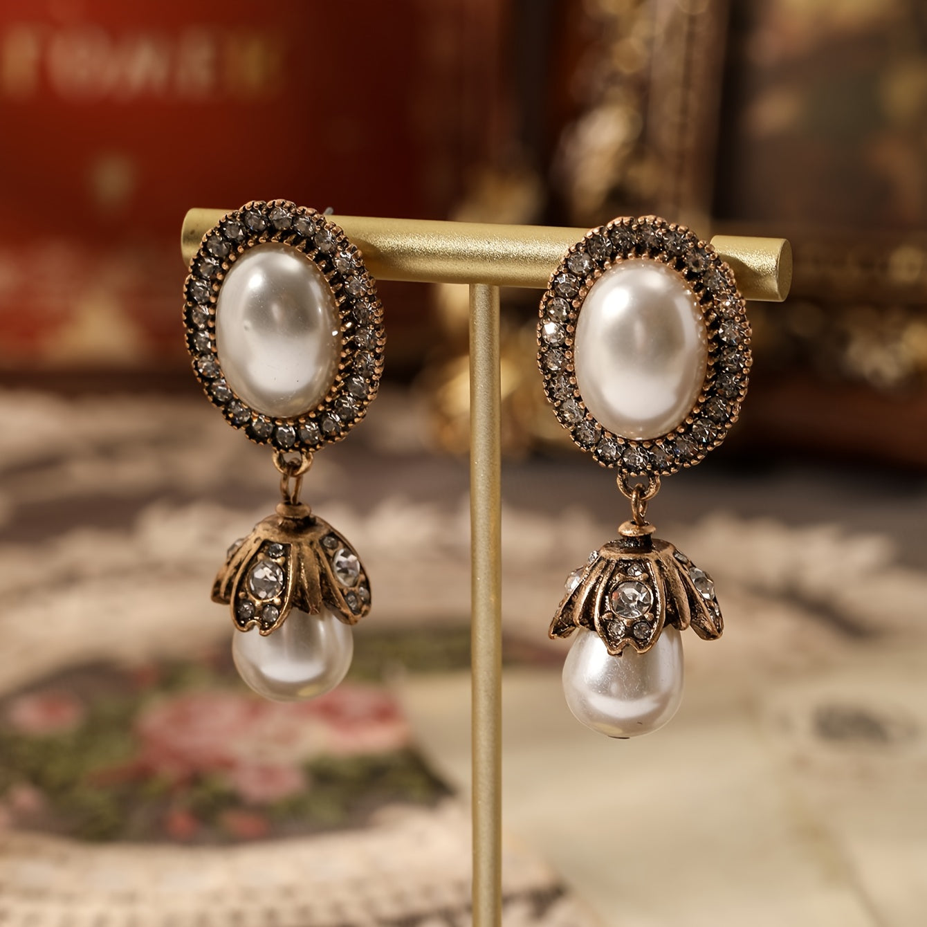 Oval-Shaped  Faux Pearls Earrings