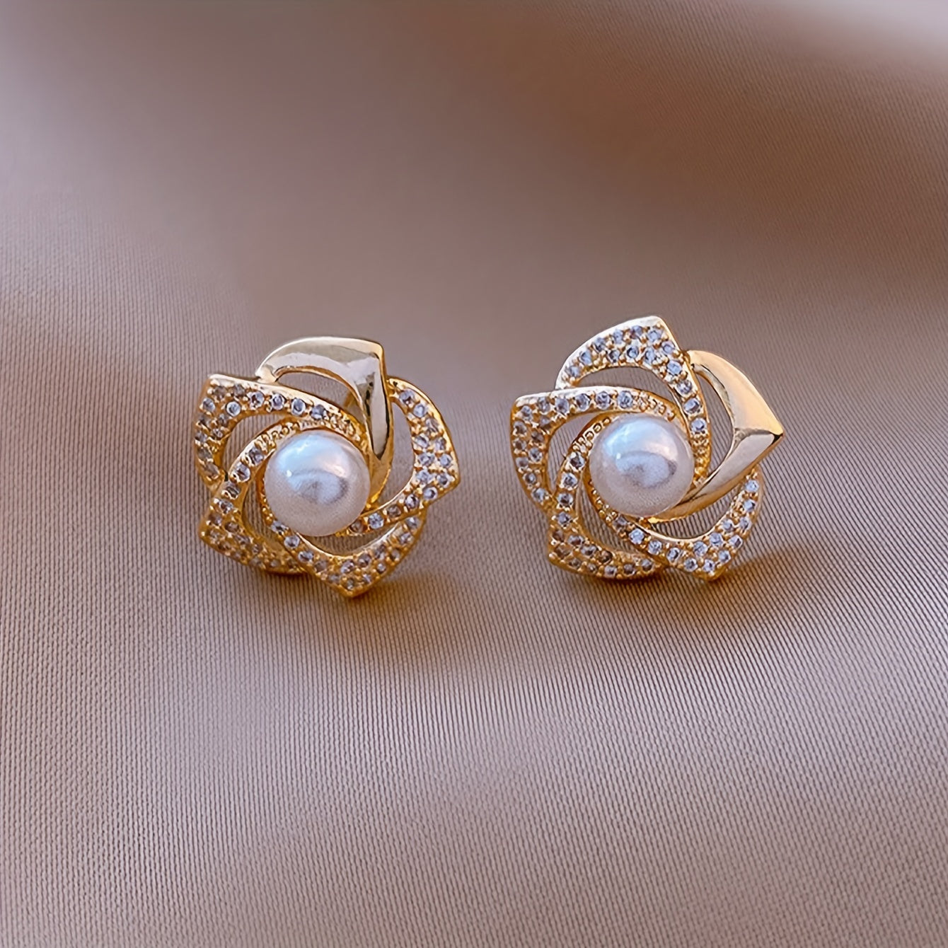 Hollow Flower Design Stud Earrings