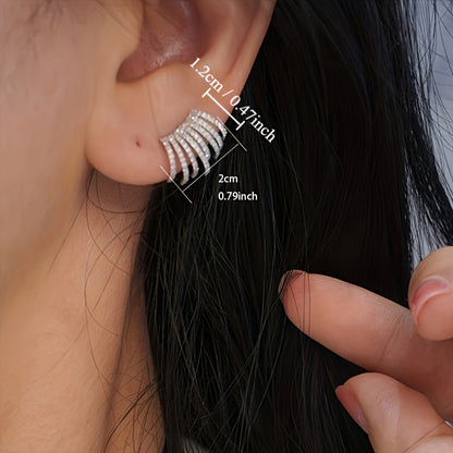 Shiny Zircon Claw Shaped Stud Earrings