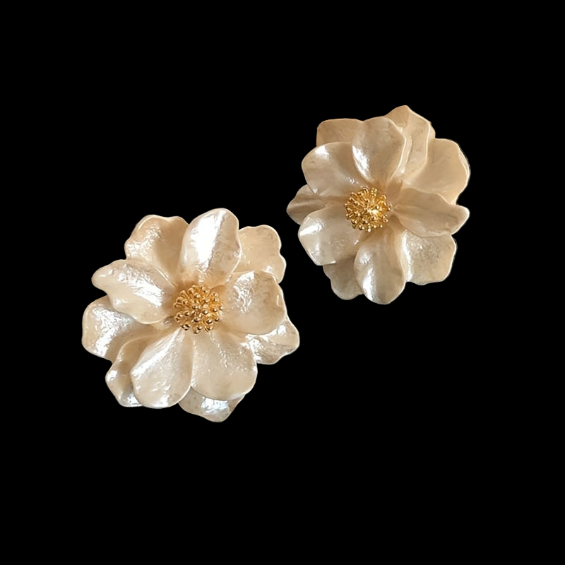 Bohemian Style White Resin Daisy Stud Earrings