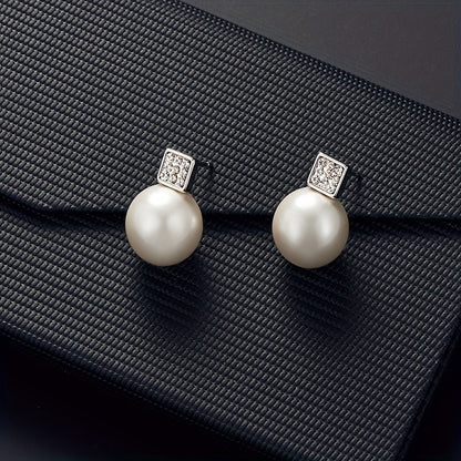 Silver and Pearl Necklace And Earring Set