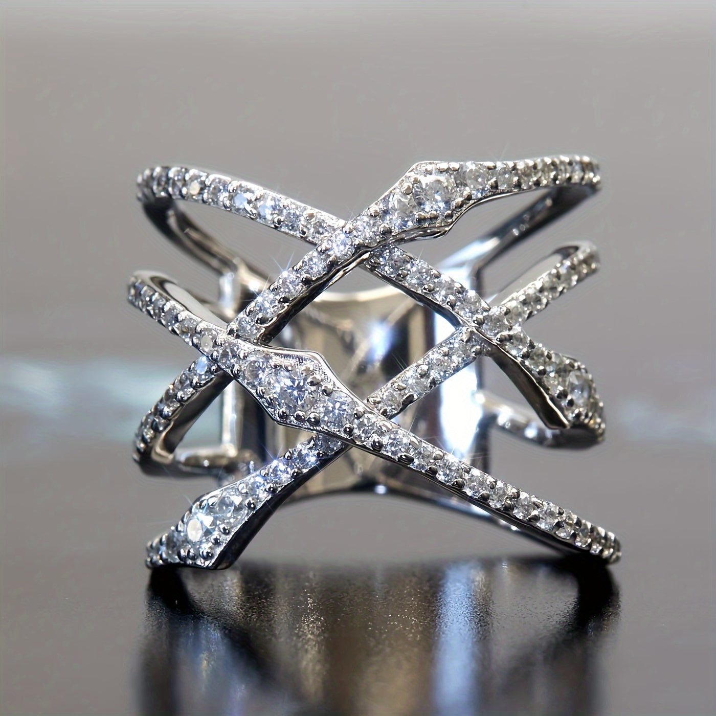 Geometric Intertwine Design Ring