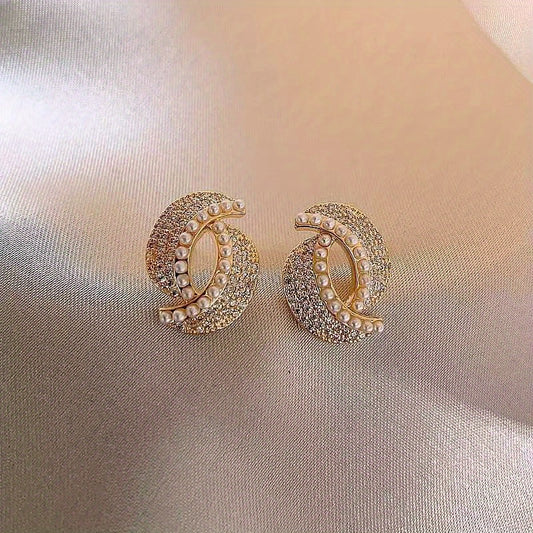 Crescent Moon Design Earrings