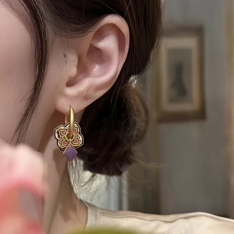 Classic Hollow Flower Enamel