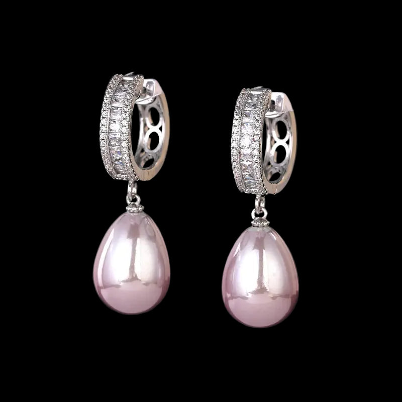 Waterdrop Pearl Earrings