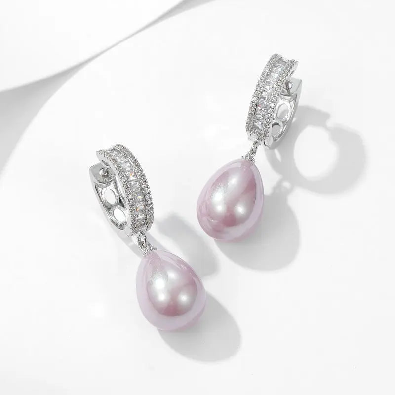 Waterdrop Pearl Earrings