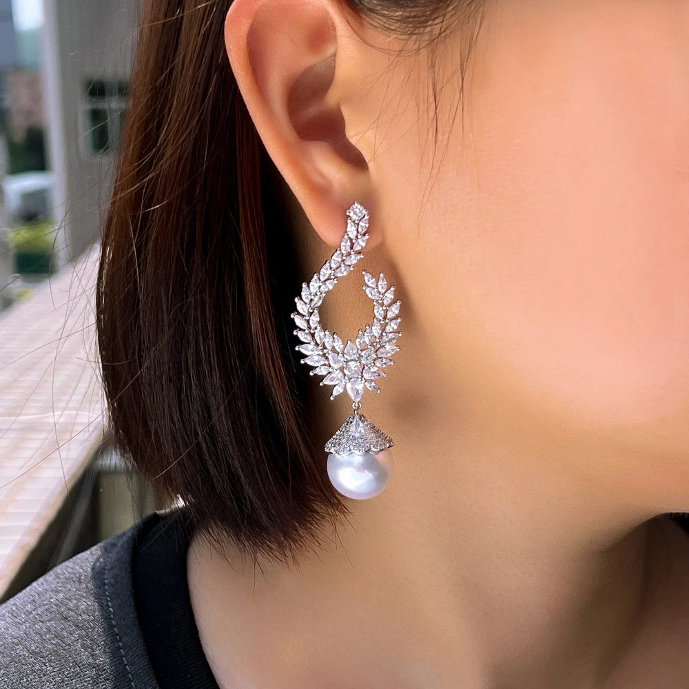 Trendy Pearl Dangle Earrings