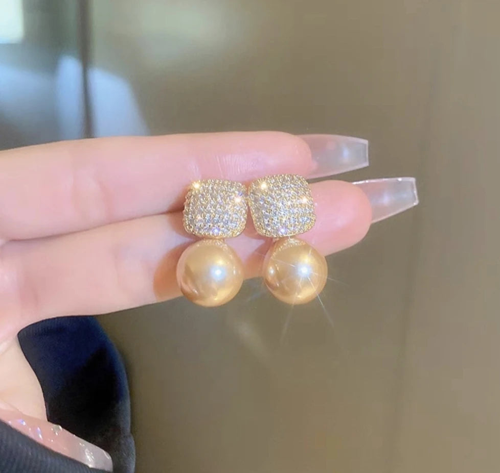 Square Champagne Pearl Earrings