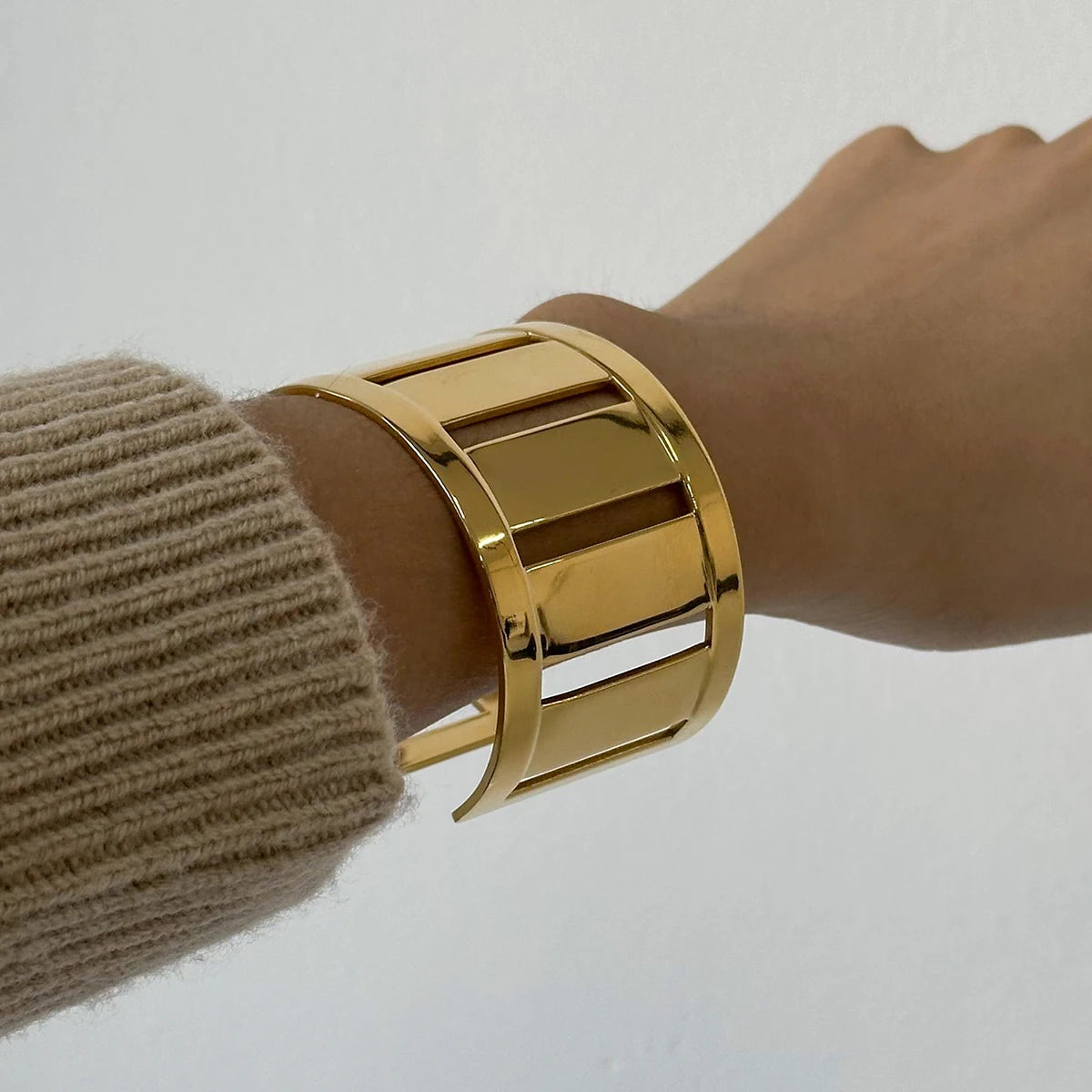Geometric Chunky Simple Cuff Bracelet