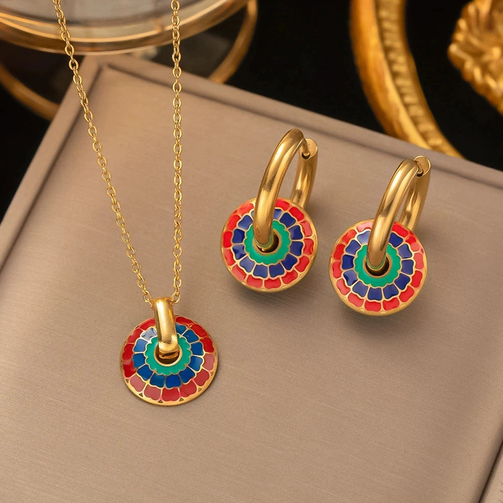 Handpainted 18K Geometric Pendant Set