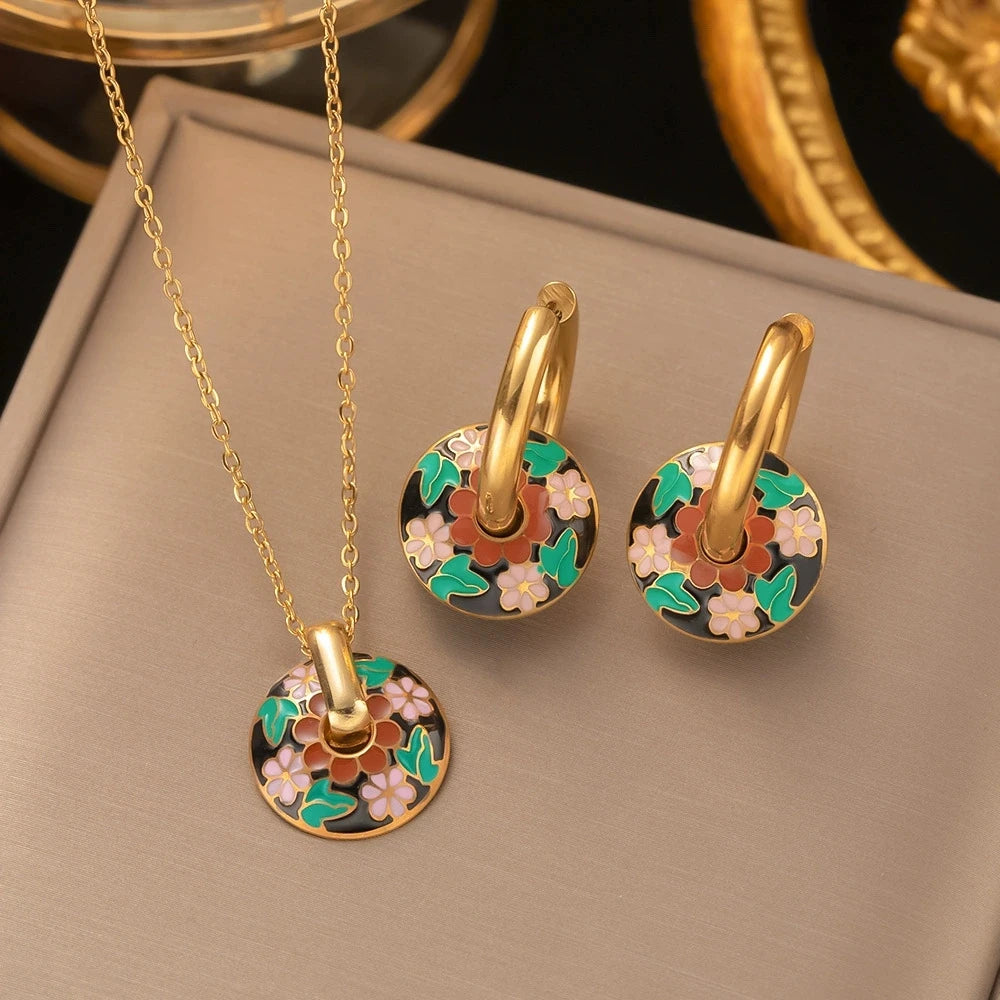 Handpainted Plaid 18K Pendant Set