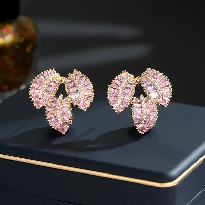 High Quality Zircon Leaf Stud Earrings