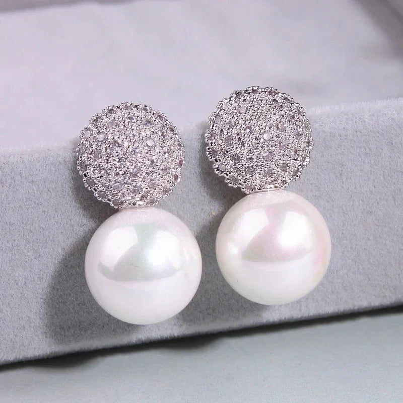 Zircon Pearl Round Earrings