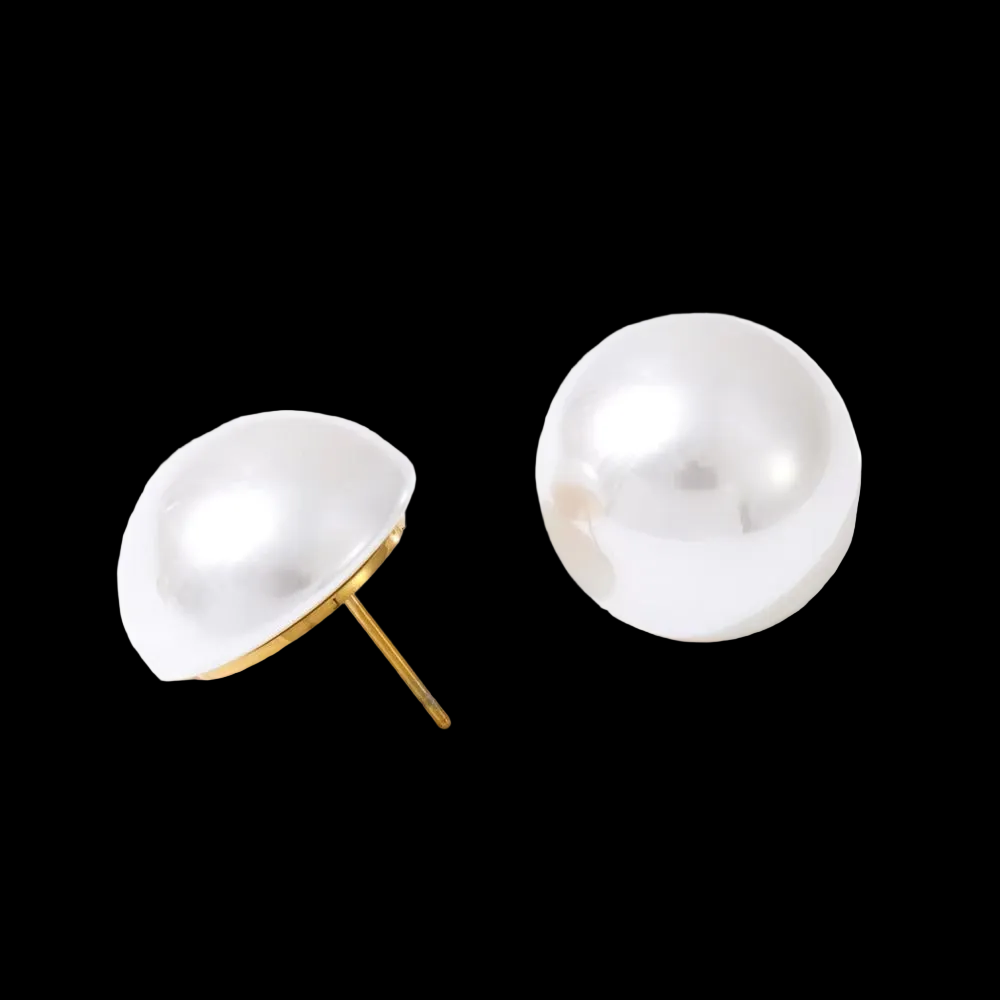 Smooth Pearl Stud Earrings
