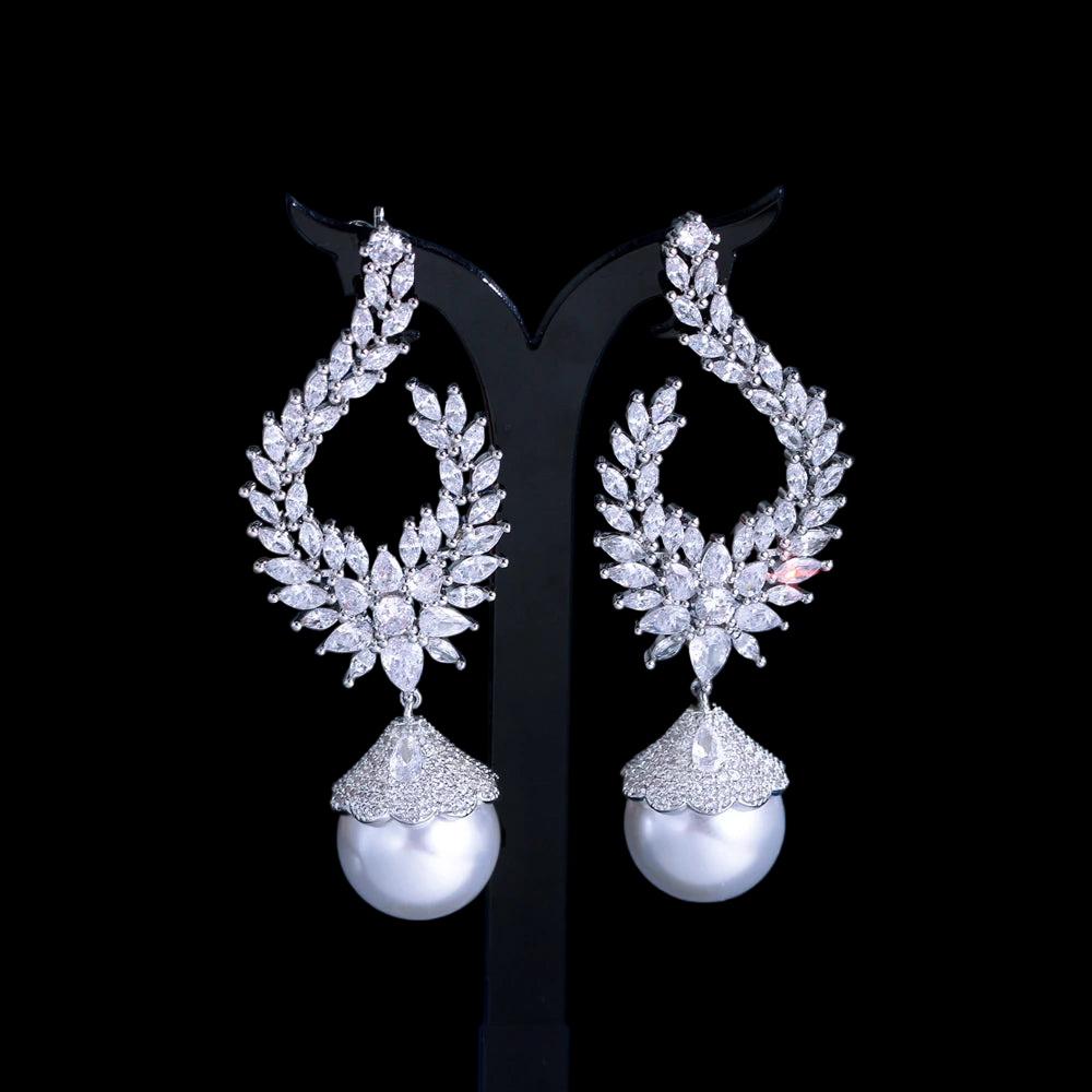 Trendy Pearl Dangle Earrings