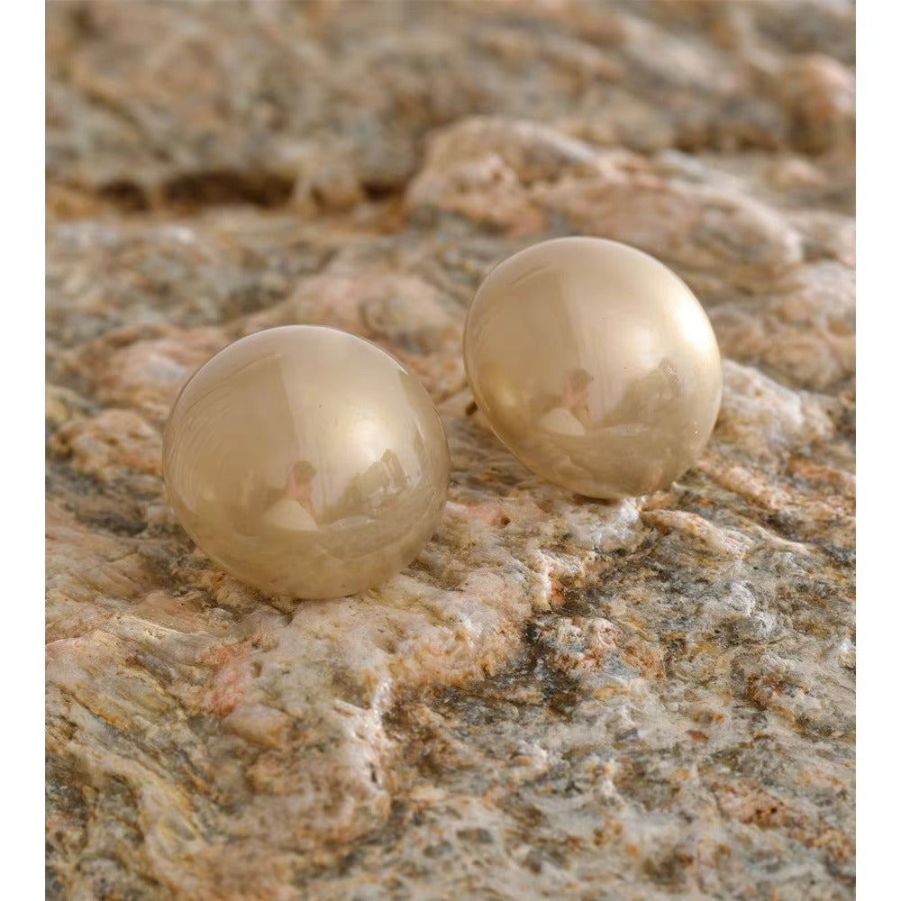 Smooth Pearl Stud Earrings