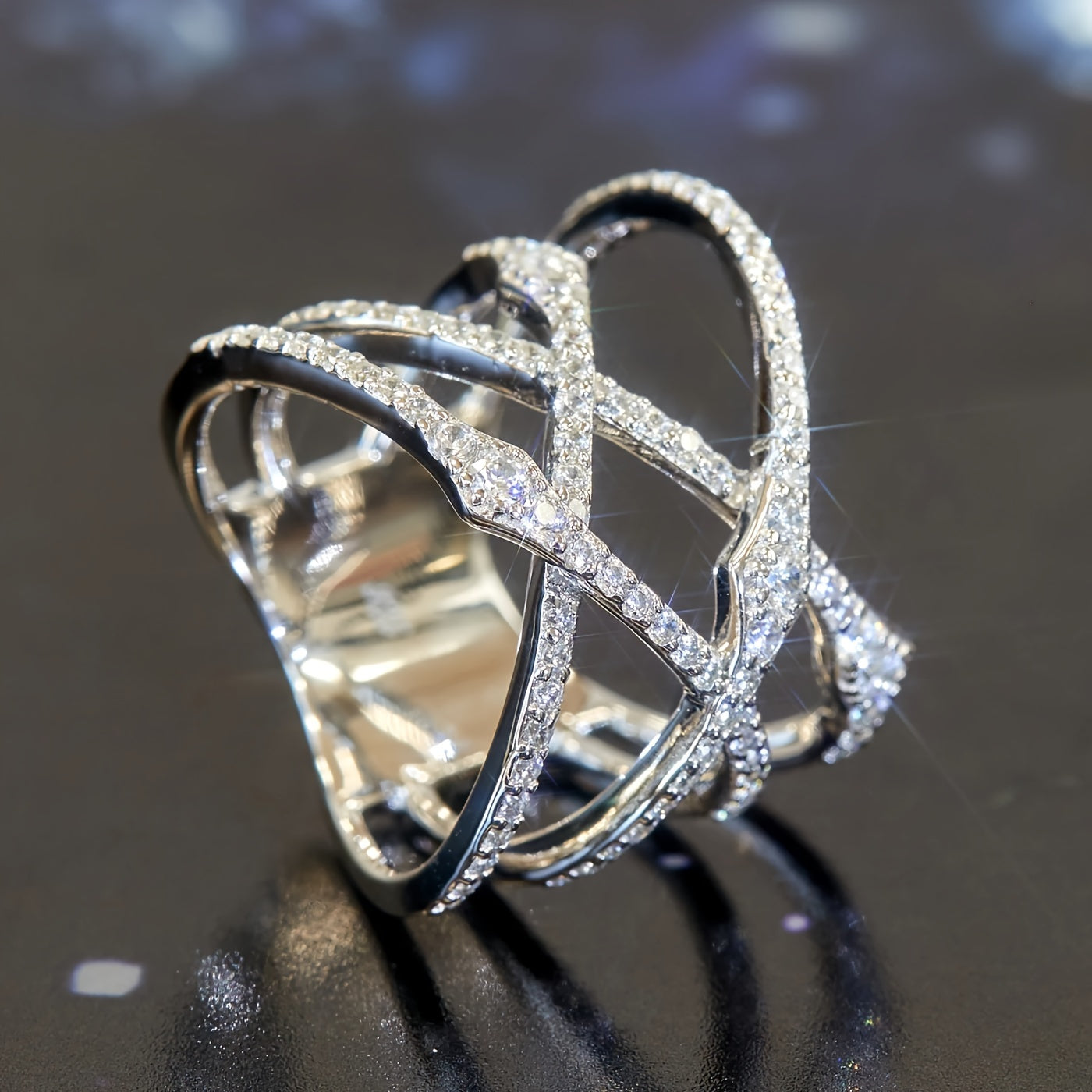 Geometric Intertwine Design Ring