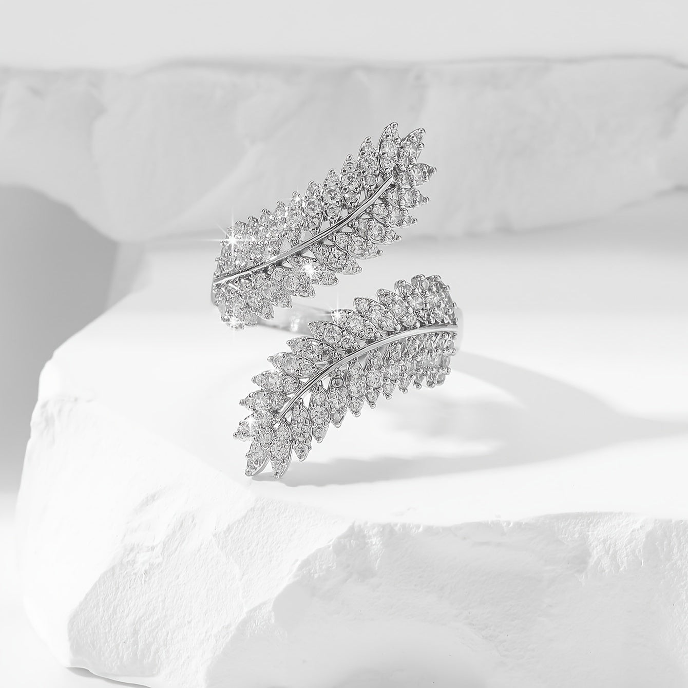 Shinny Zircon Leaves wrapping ring
