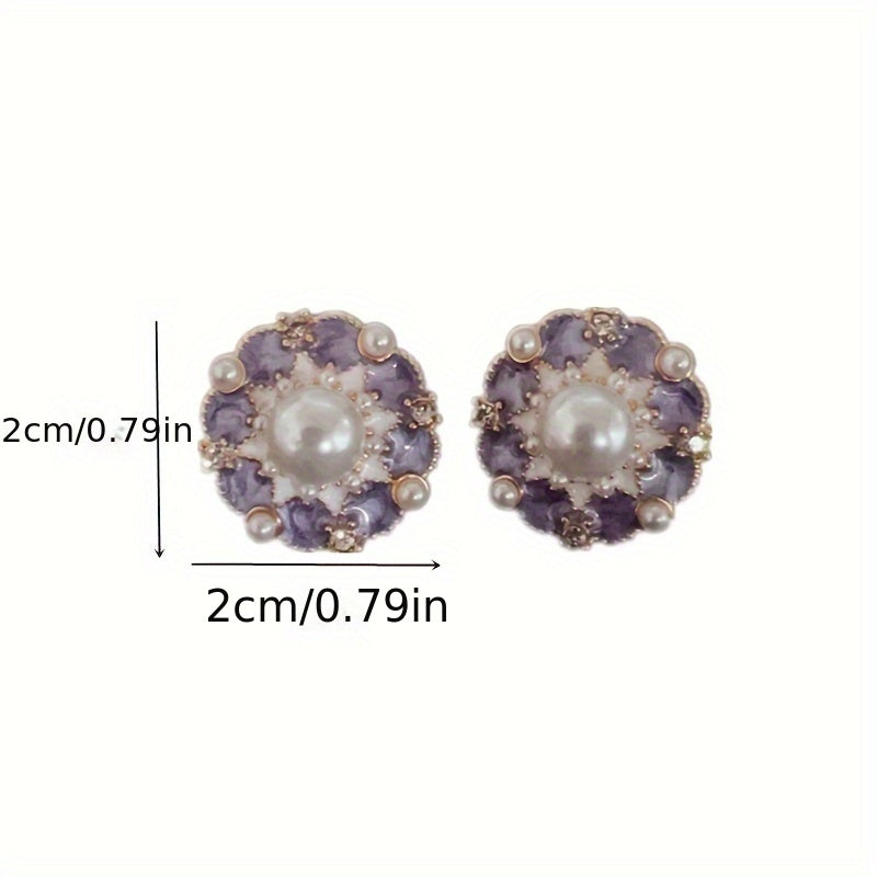 Round Exquisite Retro Style Earring Studs