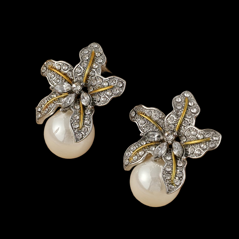 Round Floral Studs UW-ER-ST-001-GD