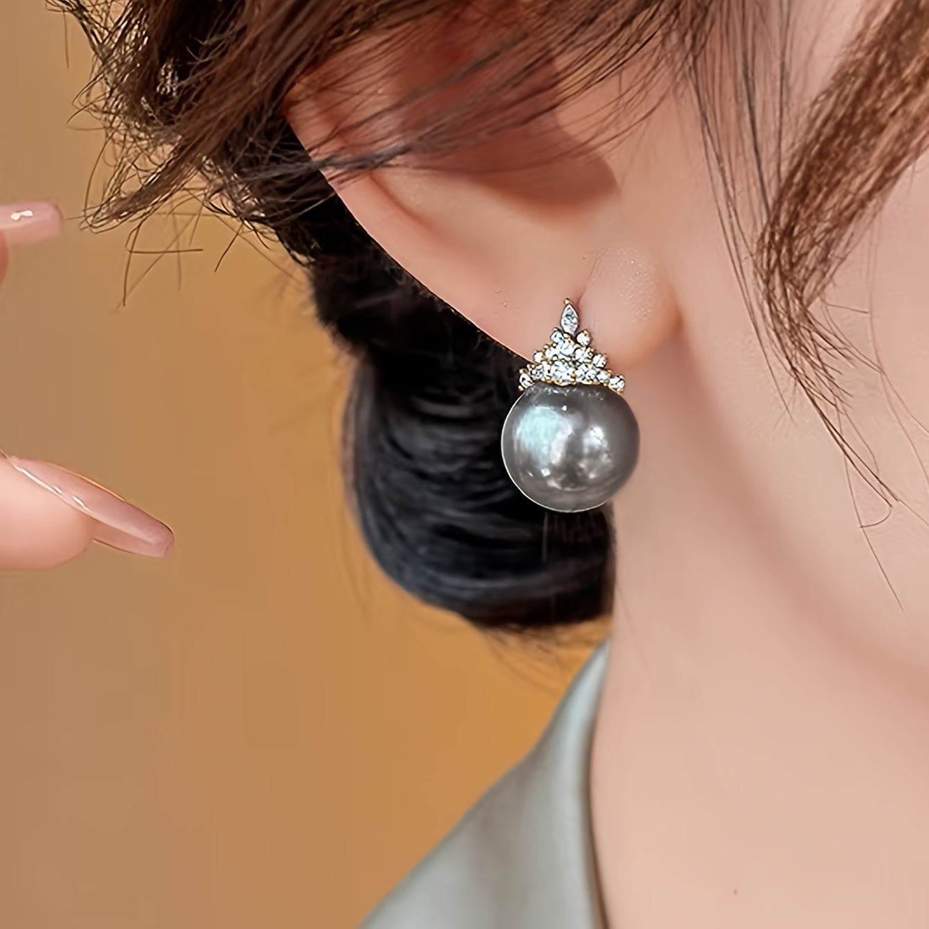 Light Classic Gray Earrings