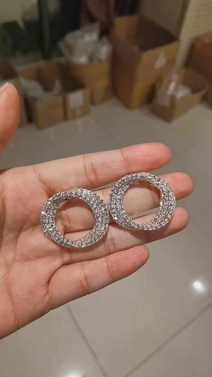 Twist Design Stud Earrings