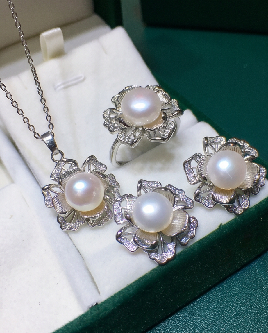 3D Flower Natural Pearl Pendant Set