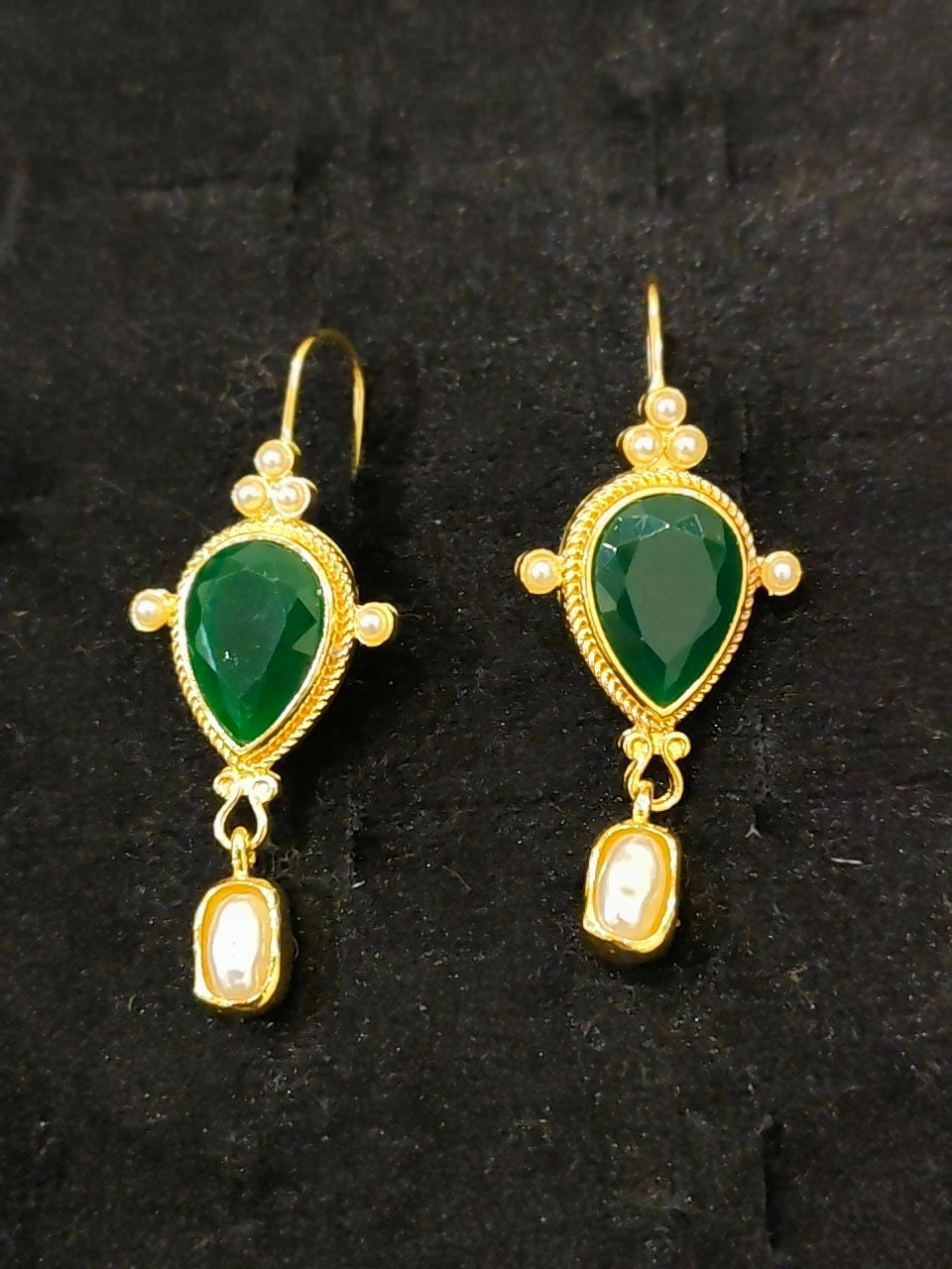 Retro Emerald Gold Earrings