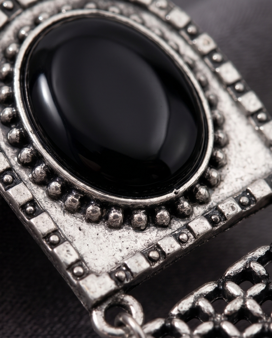 Vintage Hollow Water Drop